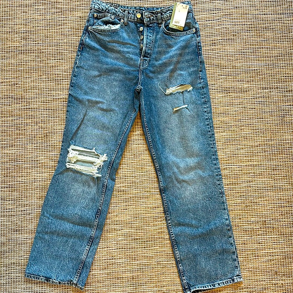 H&M High 90s Straight Leg Jeans